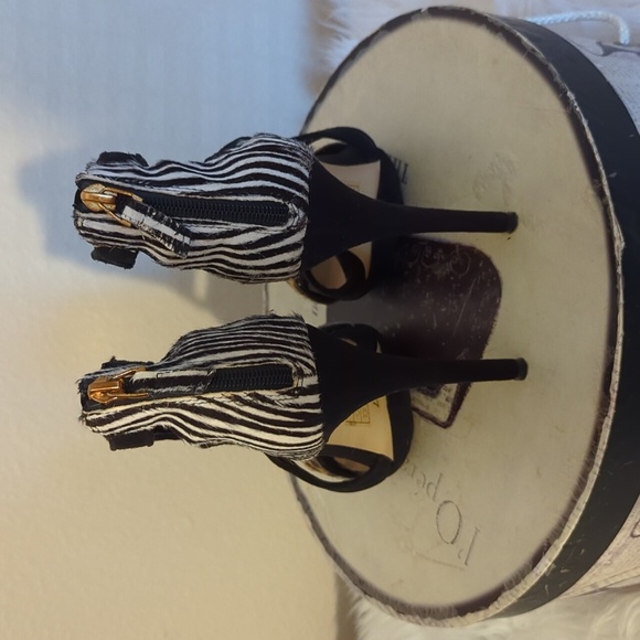 Step Out in Style with Sexy Stilleto Heels - Perfect for Your Next Night out - Picture 3 of 10